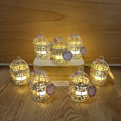 Souvenir jaulita con vela led y flores 10 cm - comprar online
