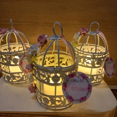 Souvenir jaulita con vela led y flores 10 cm - tienda online