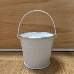 balde metalico blanco plant 10 cm