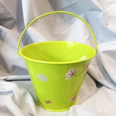 balde con flores 13 x16cm - Somos tu Evento