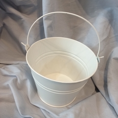 Balde Lila/ Blanco Grande 12,5 Cm en internet