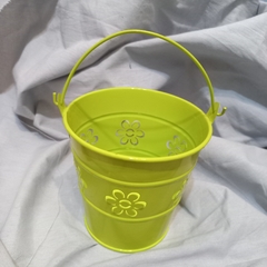 Balde CALADO FLORES Metal 10,5 X 11 Cm - Somos tu Evento