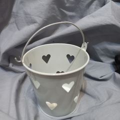 Baldes Metálicos Calados Corazón en internet