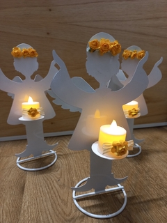 Imagen de CENTRO DE MESA ANGELITO CON VELA LED