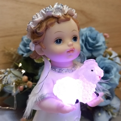 ANGEL CON OVEJA LUZ MULTICOLOR 16 CM
