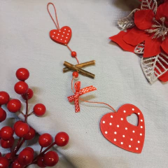 DECO ABOLITO ADORNO NAVIDAD MADERITA COLGORIO ROJO - Somos tu Evento