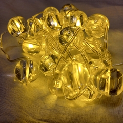 GUIRNALDA LED 30 BOLITAS USB en internet
