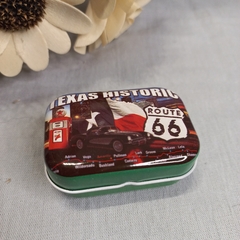 Imagen de Lata mini pastillero autos motos ruras 5.5*3.5*2.3 CM