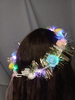 Imagen de CORONITA LED FLORES VINCHA