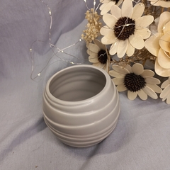 Imagen de MACETA CERAMICA REDONDA 7 CM