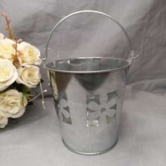 balde calado flor zinc 10cm en internet