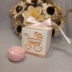 Souvenir cajita bebe con jabón de rosa - tienda online