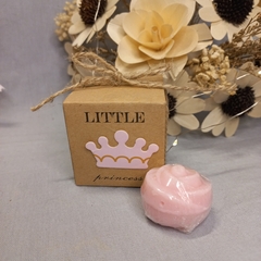 Souvenir cajita bebe con jabón de rosa - comprar online