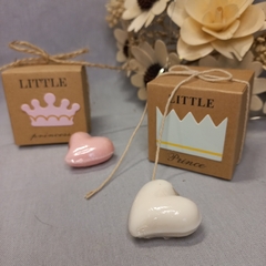 Souvenir cajita bebe con jabón de corazón - Somos tu Evento