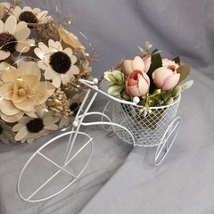 Imagen de Centro De Mesa Bicicleta Con Flores 20cm