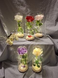 centro de mesa Rosa encantada 27cm la bella y la bestia - tienda online