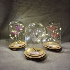 souvenir cupula con mariposas