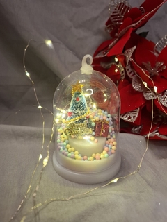 Adorno Cupula Navideña Arbolito Led Ch 11 X 7cm