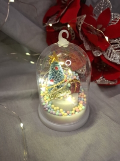 Adorno Cupula Navideña Arbolito Led Ch 11 X 7cm - tienda online