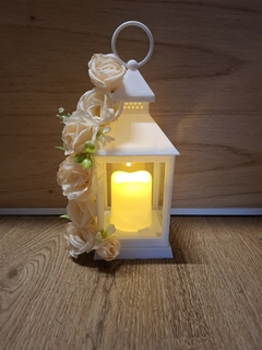 FAROL CON FLORES