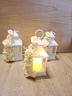 FAROL CON FLORES - Somos tu Evento