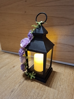 FAROL CON FLORES en internet