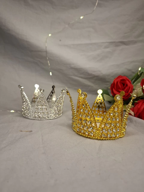 corona olivia plastica adorno de torta