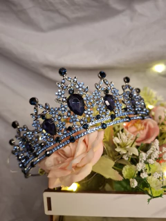 Imagen de TIARA CORONA GRANDE CHARLOTTE