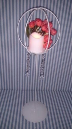 Centro De Mesa Candelabro 43cm Vela Led Flores Caireles - Somos tu Evento