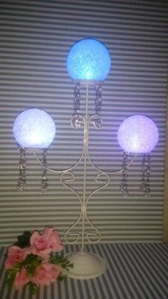 Imagen de candelabro con caireles 3 bolas led multicolor