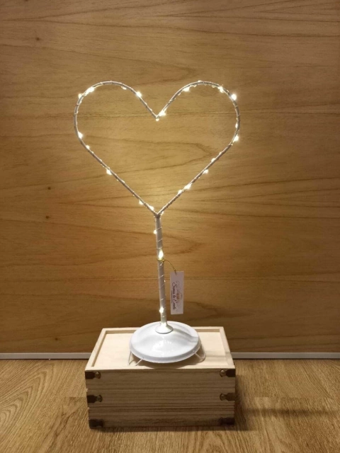 centro de mesa corazon con luces led 40 cm
