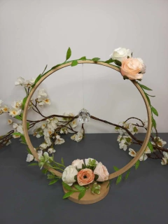 Centro de mesa Aro de madera Floral