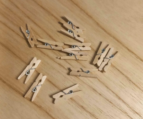 20 MINI BROCHES 2CM