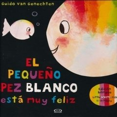 El pequeño pez blanco está muy feliz