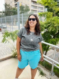 Short Luna en internet