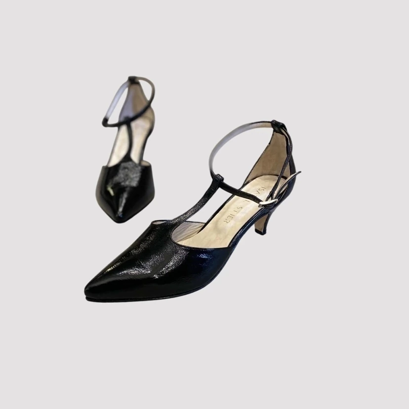 Guillermina High Black Charol