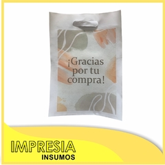Bolsas de friselina con manija troquelada y fuelle (30x40)