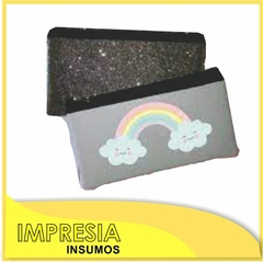 Cartucheras simil neoprene con dorso de glitter (brillitos) ( 22 x 11cm).