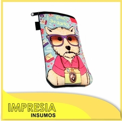 Funda smartphone de simil neoprene dorso con colores surtidos (9x15cm).