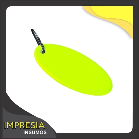 Llaveros de polimero ovalado amarillo fluo. Medidas 7 x 3 cm (Caja de 20)