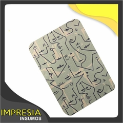 Mouse pad rectangulares grandes de simil neoprene. Medidas: 28 x 19cm.