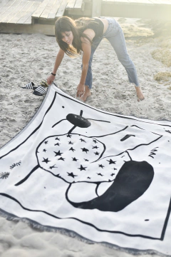 MANTA AQUILES - A BENEFICIO CASA RONALD