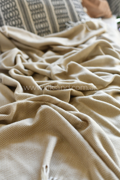 MANTA TINY BEIGE CLARO