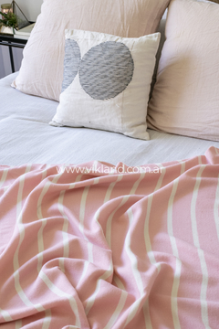 MANTA NIKKI PINK - comprar online