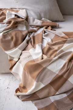 MANTA BAMBI CAMEL - comprar online