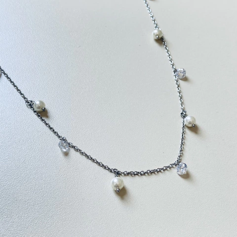 Colar Choker com Pedras e pérolas em Aço Inox | Pistache Acessórios