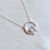 Colar gargantilha passarinhos namorando com micro pedras de zircônia em Prata 925. Um símbolo delicado de amor e afeto. Confira na Pistache Acessórios.