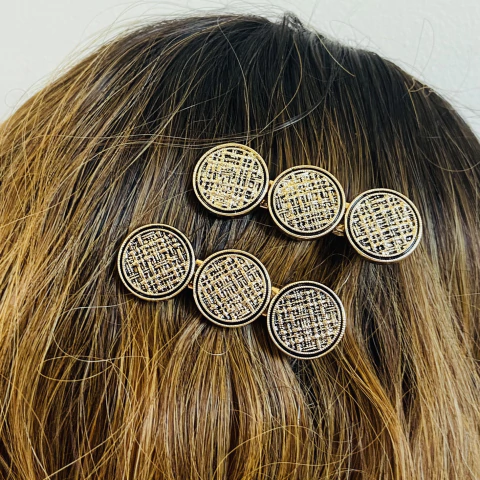 Presilha Cabelo Finger Tips com Botão Dourado | Pistache Acessórios