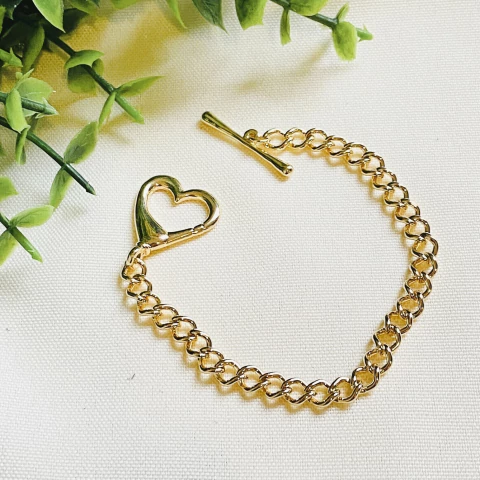 Pulseira com Fecho Coração Folheado a Ouro | Pistache Acessórios