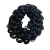 Scrunchie laçarote preto com textura ondulada, ideal para penteados.